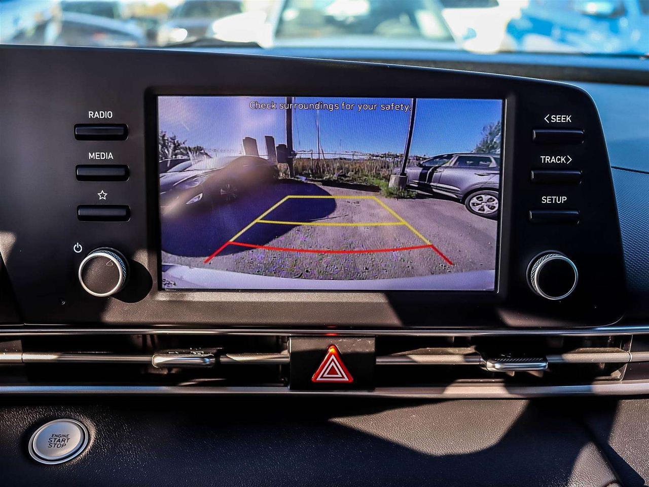 2021 Hyundai Elantra Preferred Photo