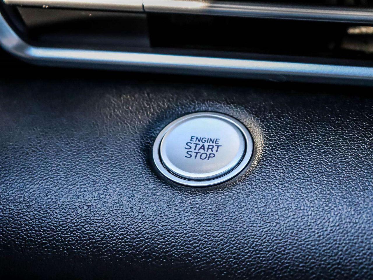 2021 Hyundai Elantra Preferred Photo