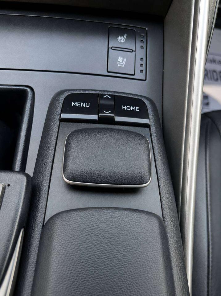 2014 Lexus IS 250 AWD Photo