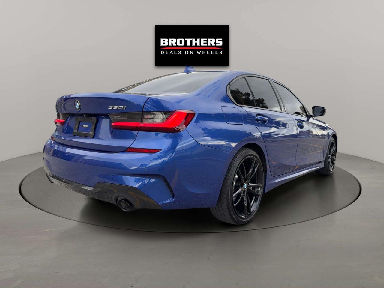2022 BMW 3 Series 330i xDrive M Pkg No Accident Red Interior Photo