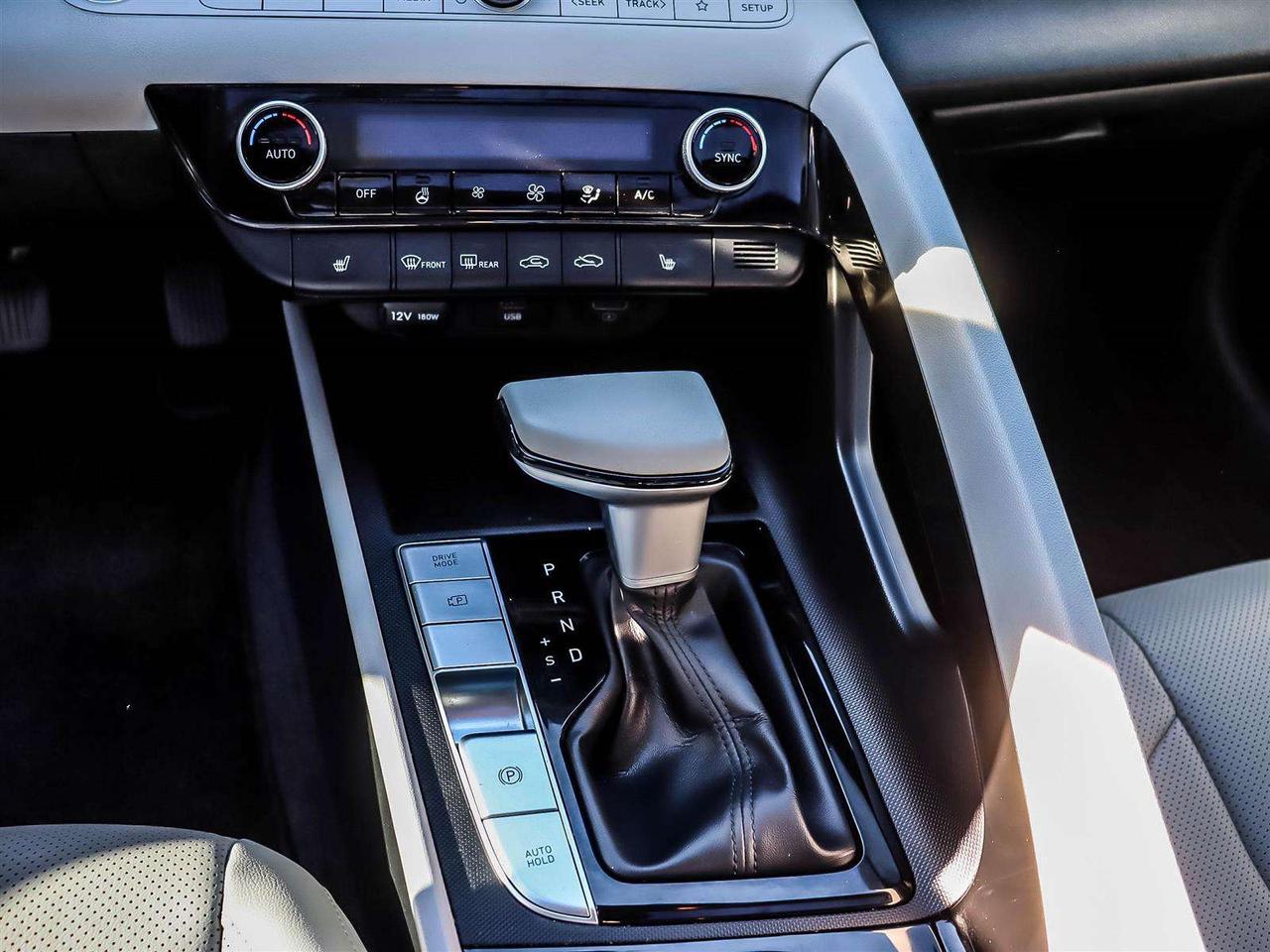 2022 Hyundai Elantra Ultimate Tech Photo
