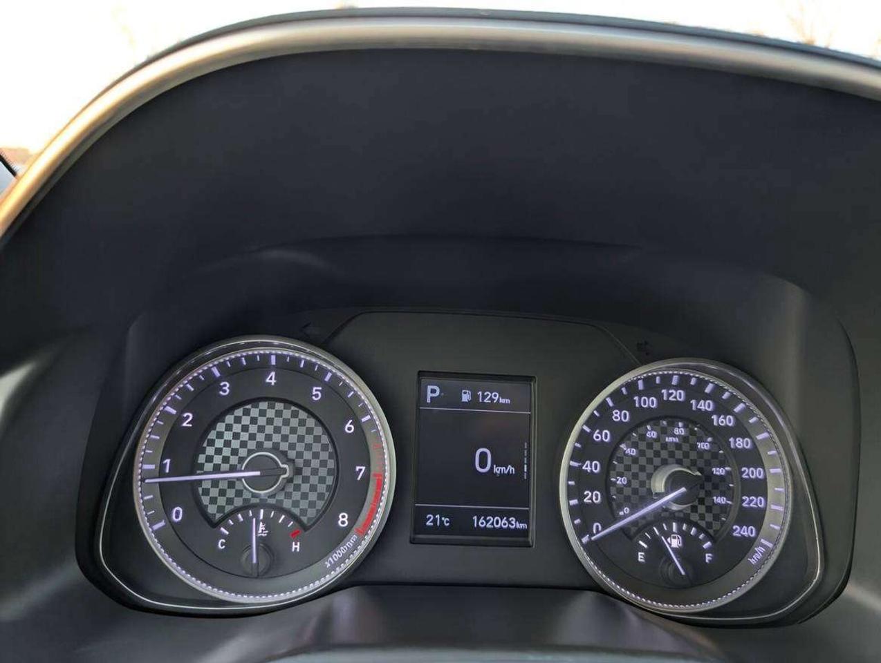 2019 Hyundai Elantra Preferred (One Owner) Photo