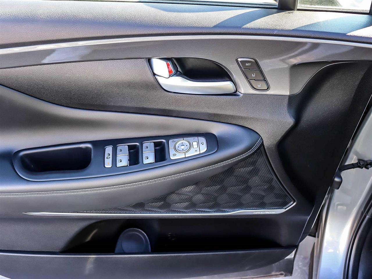 2023 Hyundai Santa Fe Ultimate Calligraphy Photo