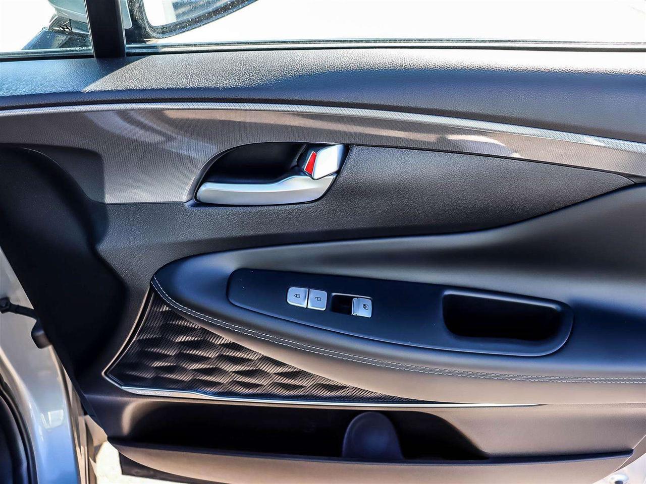 2023 Hyundai Santa Fe Ultimate Calligraphy Photo