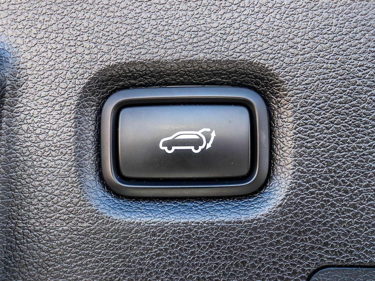 2023 Hyundai Santa Fe Ultimate Calligraphy Photo