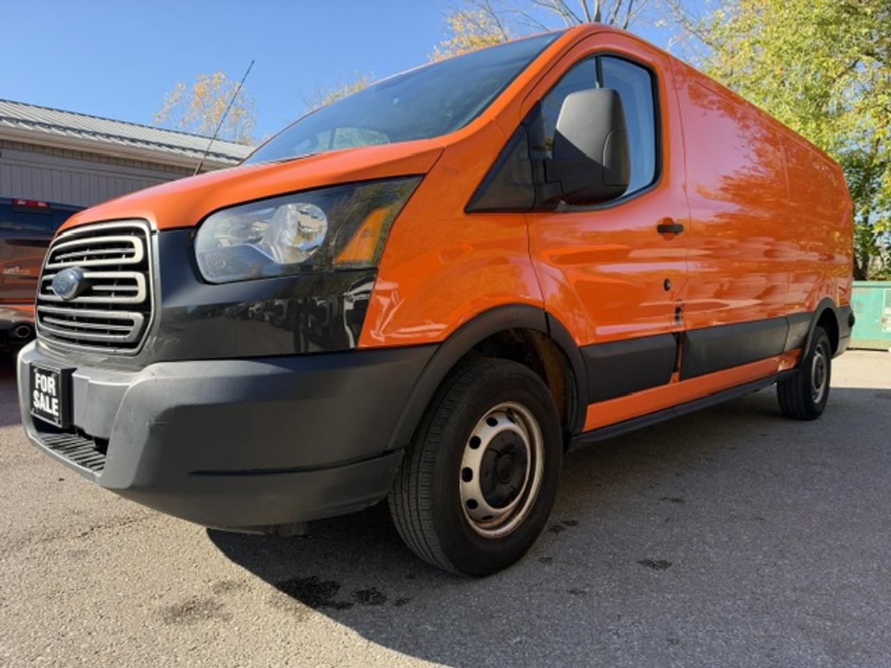 2019 Ford Transit 150 T-150 148" LOW RF Photo0