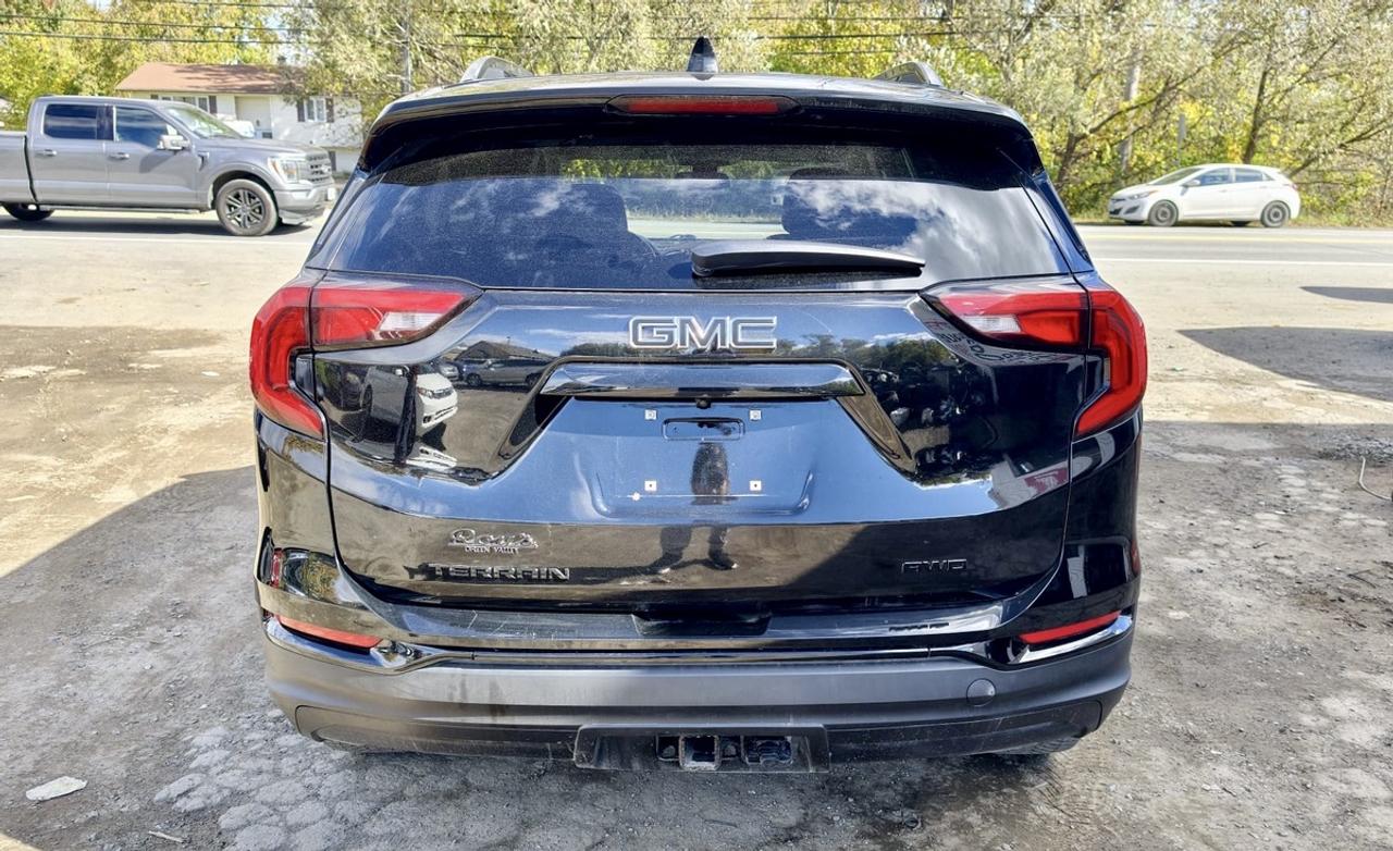 2021 GMC Terrain SLE Photo4