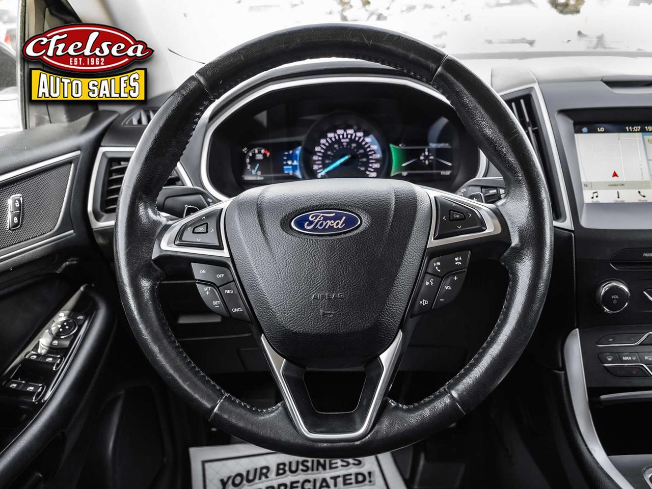 2017 Ford Edge SEL FWD Photo