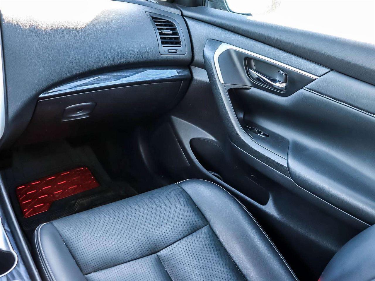 2016 Nissan Altima 2.5 SL Tech Photo