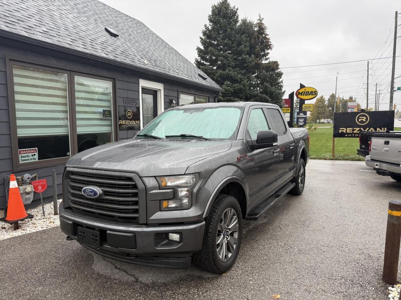 2017 Ford F-150 XLT SPORT Photo