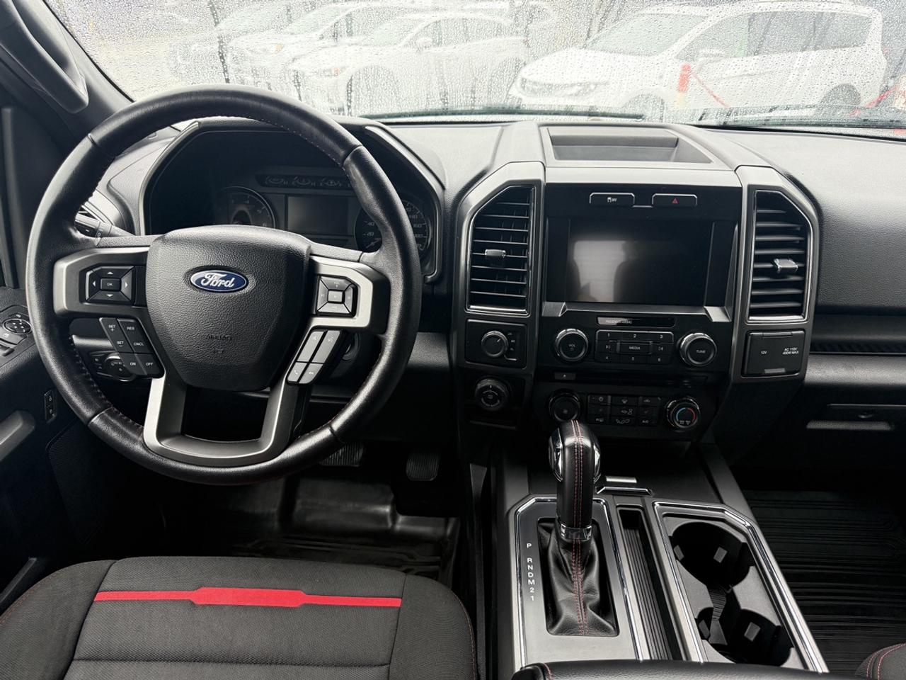 2017 Ford F-150 XLT SPORT Photo