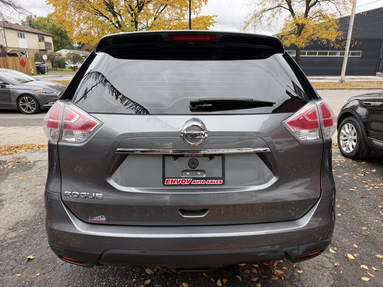 2016 Nissan Rogue S Photo4