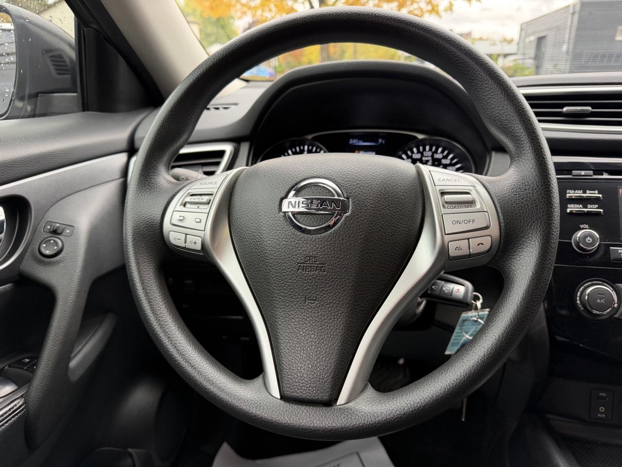 2016 Nissan Rogue S Photo