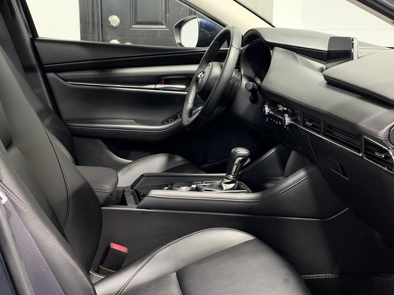 2019 Mazda MAZDA3 GS Photo