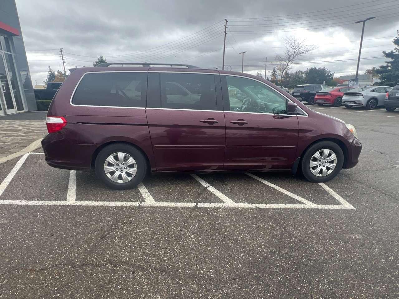 2007 Honda Odyssey EX 5 SPD at CLOTH   AFTERMARKET INFOTAINMENT SYSTEM   FWD Photo