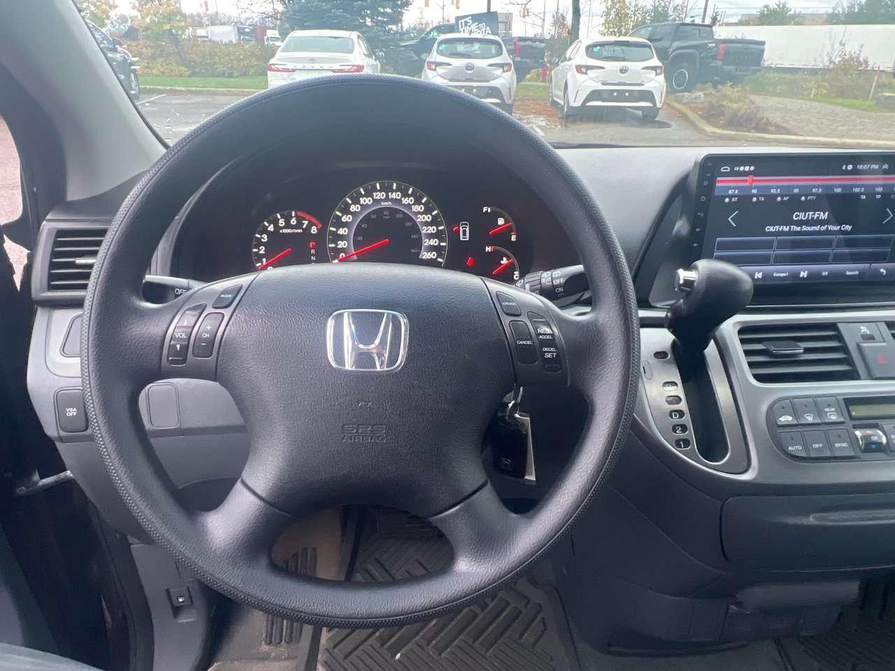 2007 Honda Odyssey EX 5 SPD at CLOTH   AFTERMARKET INFOTAINMENT SYSTEM   FWD Photo