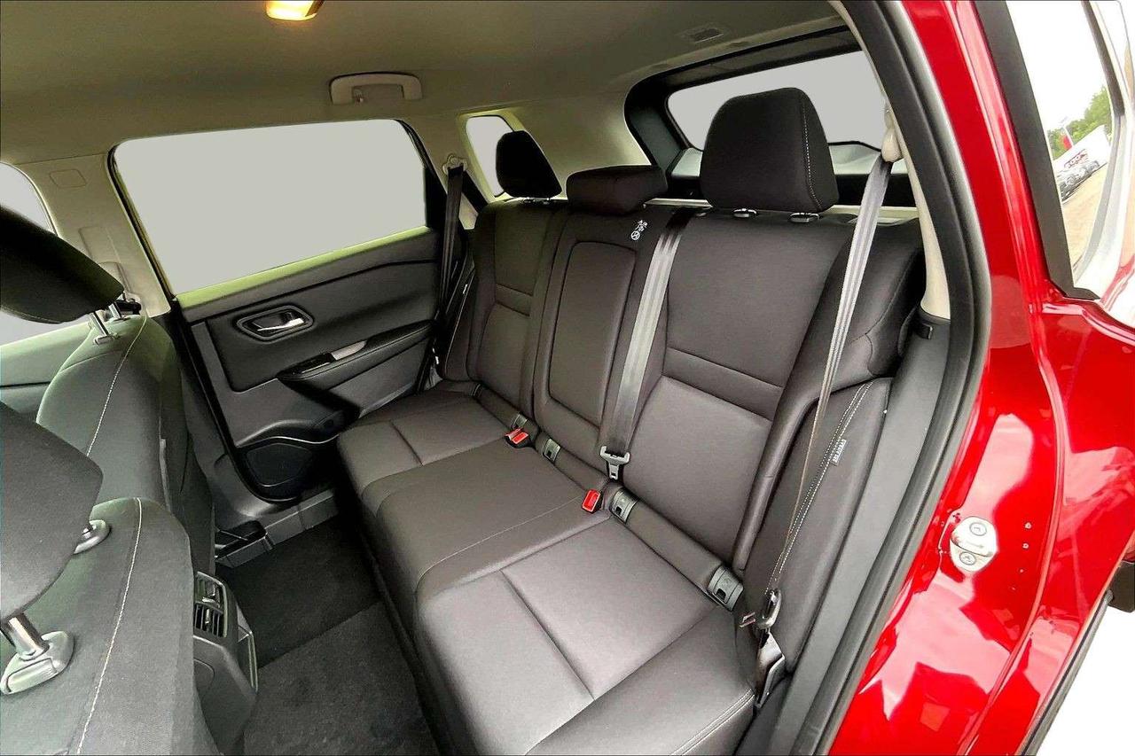 2026 Nissan Rogue S AWD Photo