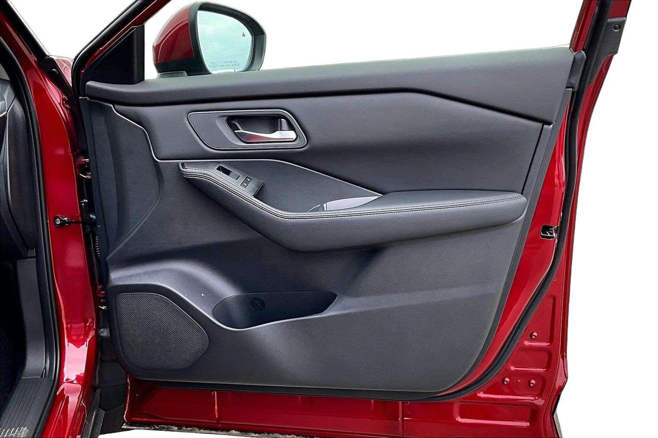 2026 Nissan Rogue S AWD Photo