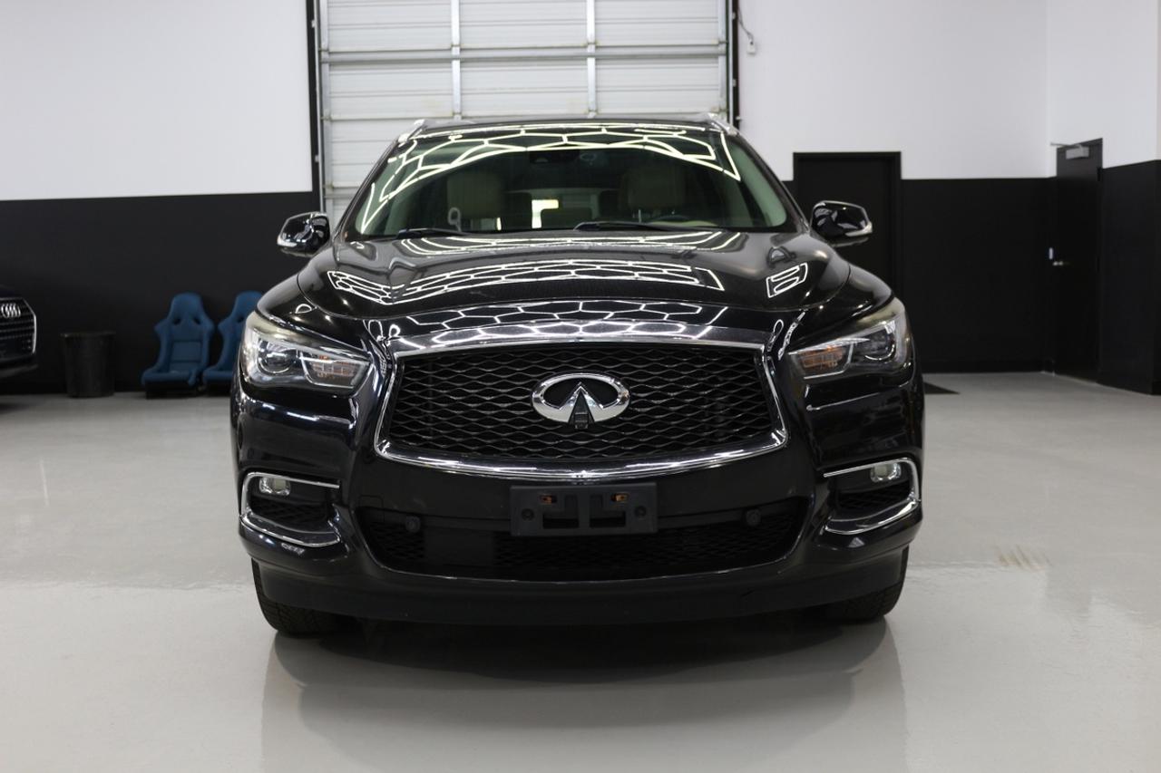 2020 Infiniti QX60 LUXE AWD - CLEAN CRFAX/ 7 SEATS/AWD Photo