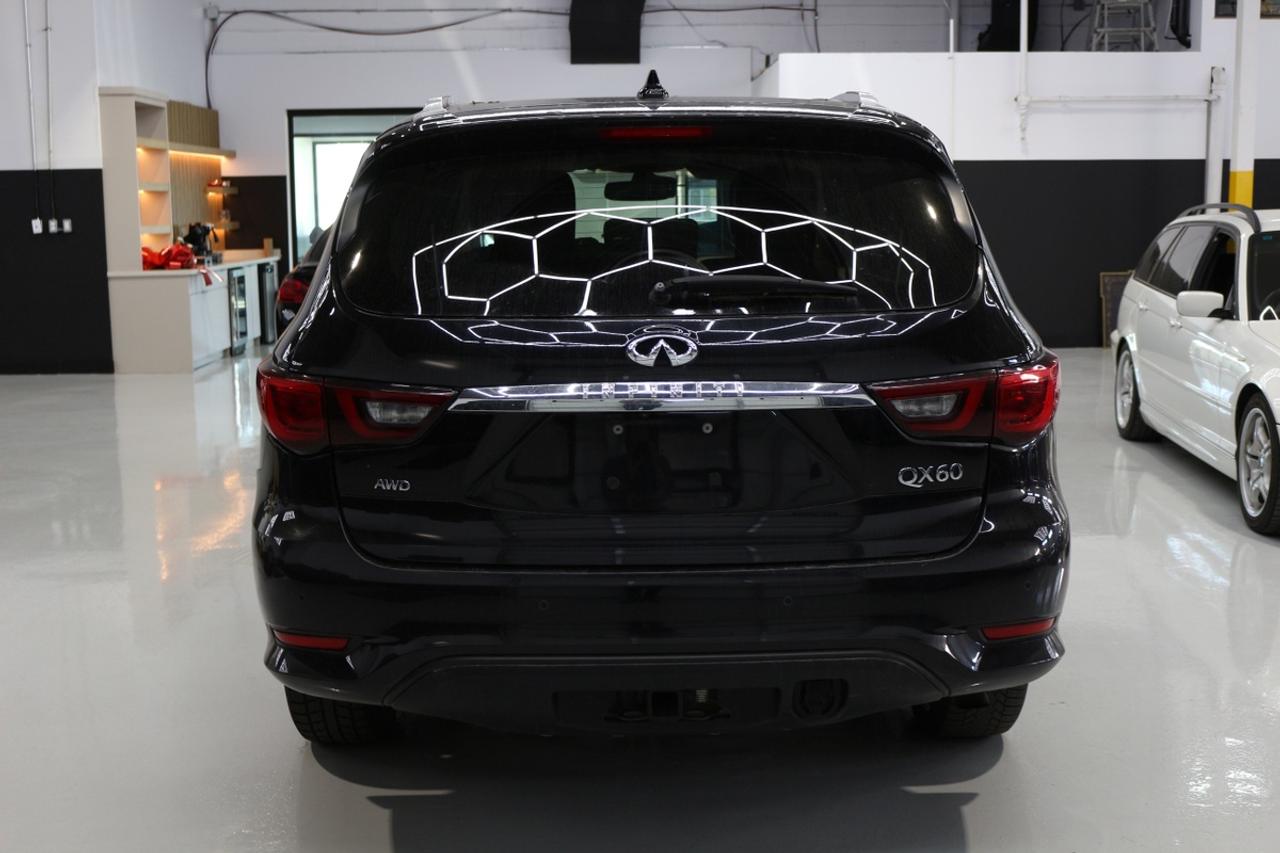 2020 Infiniti QX60 LUXE AWD - CLEAN CRFAX/ 7 SEATS/AWD Photo