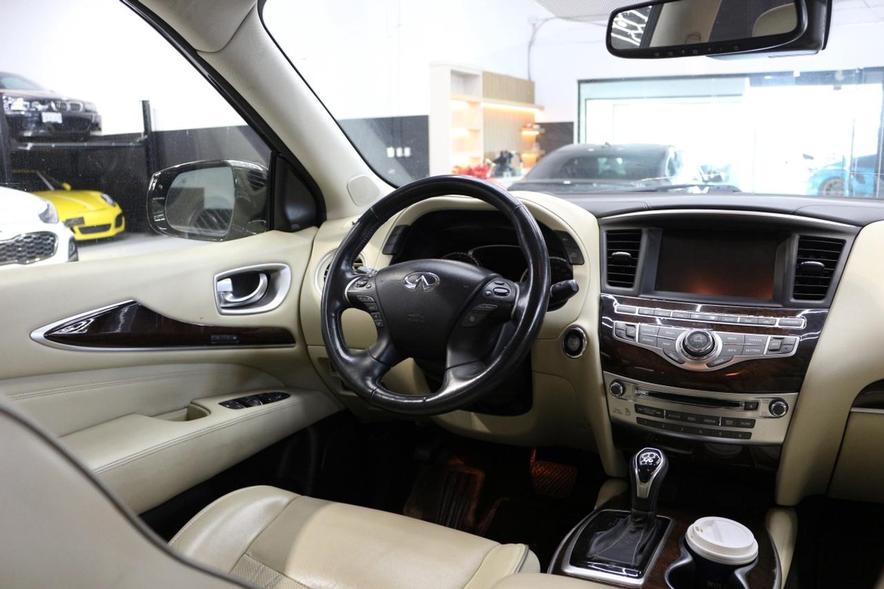 2020 Infiniti QX60 LUXE AWD - CLEAN CRFAX/ 7 SEATS/AWD Photo
