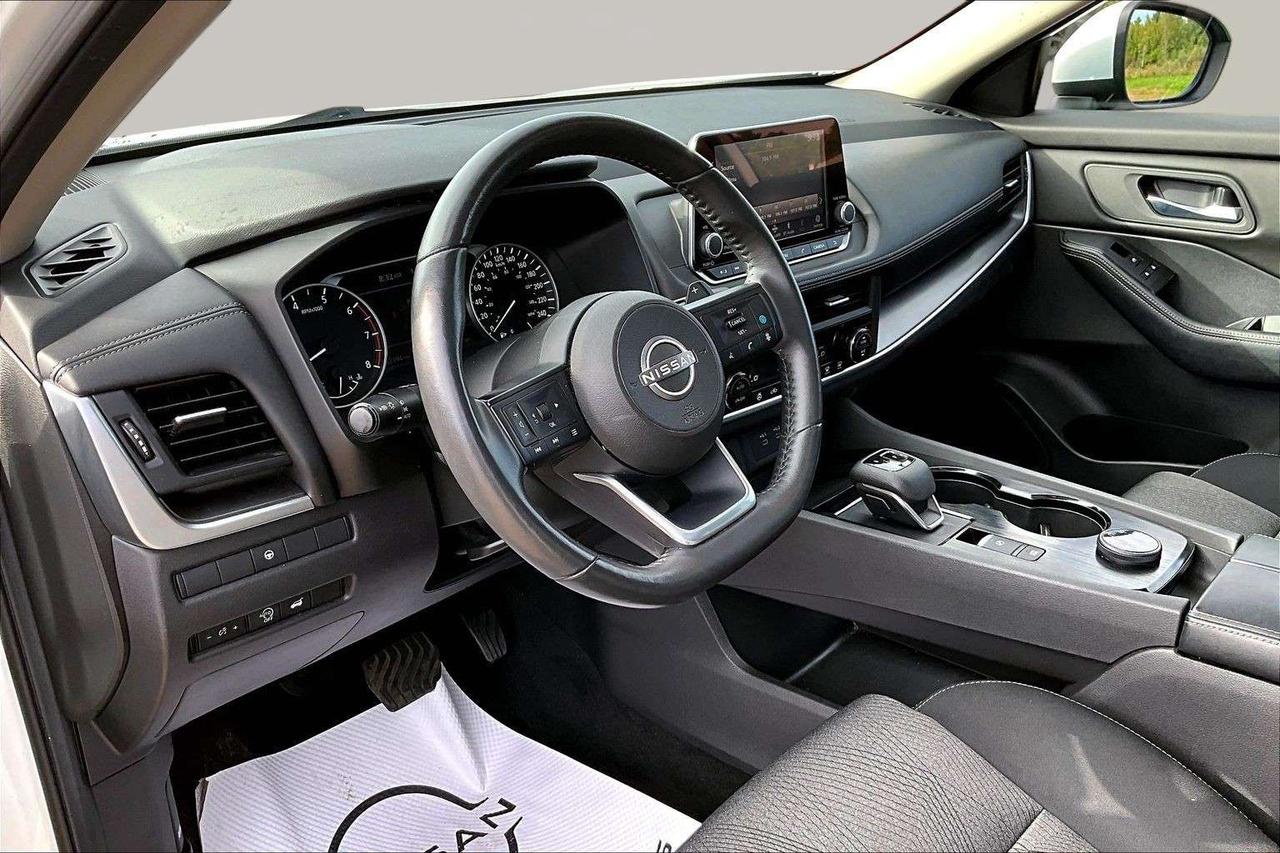 2024 Nissan Rogue SV Moonroof / 90 DAYS NO PAYMENTS Photo