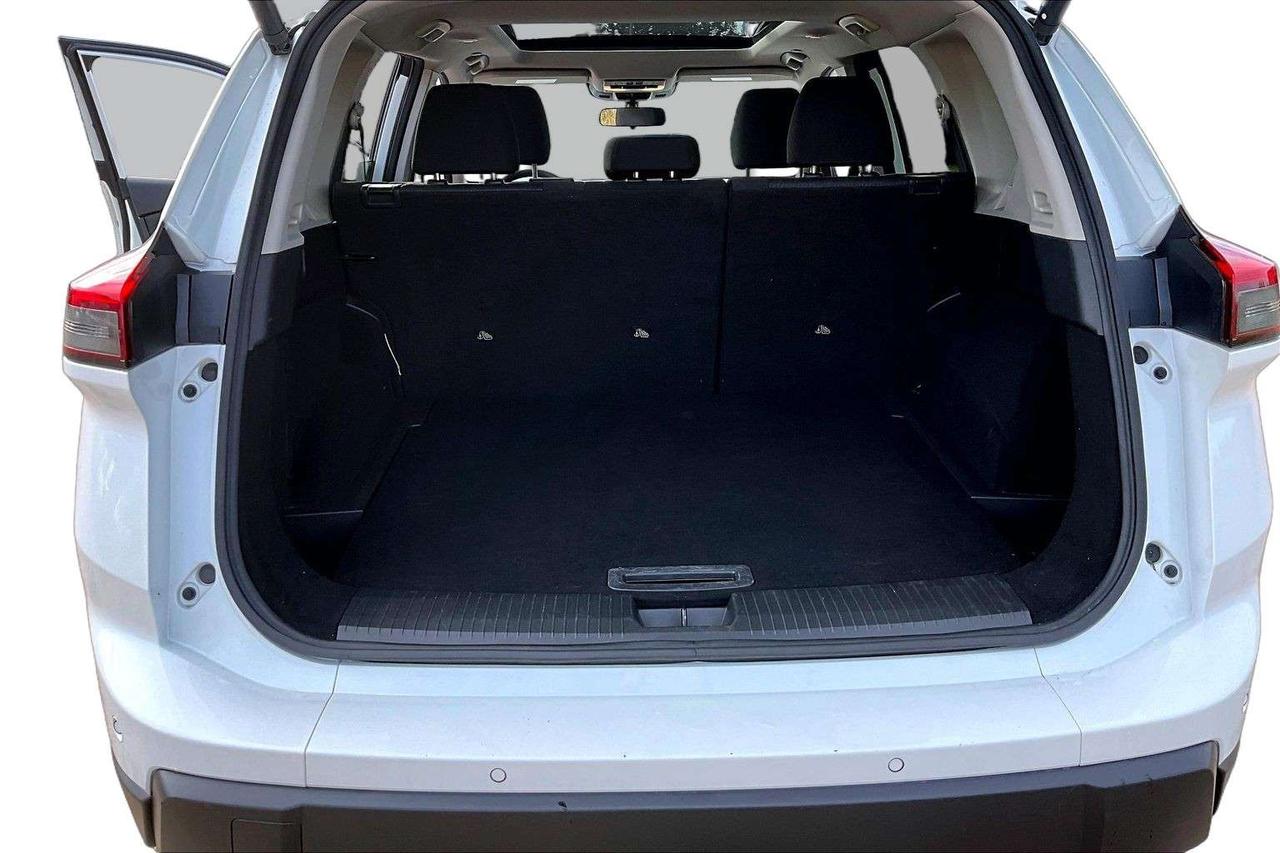 2024 Nissan Rogue SV Moonroof / 90 DAYS NO PAYMENTS Photo