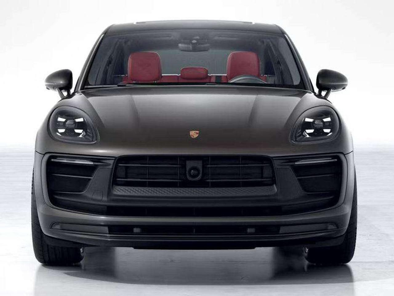 2024 Porsche Macan Includes 2yr Porsche Certified Extended Warranty Photo4