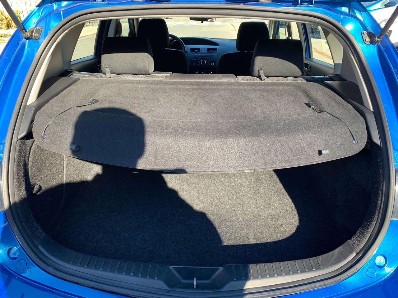 2013 Mazda 3 GX Photo