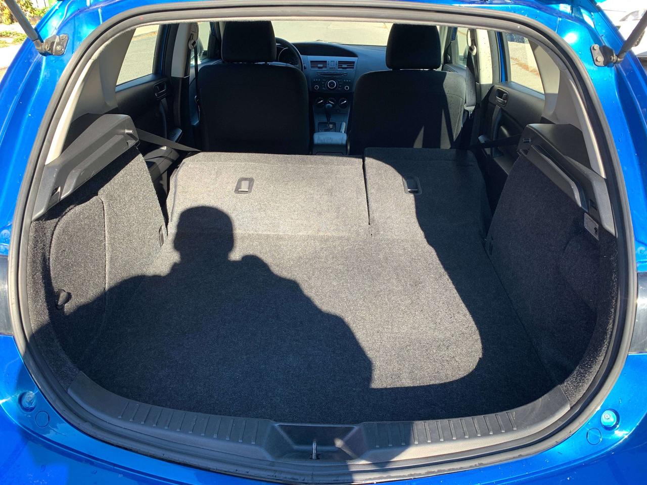 2013 Mazda 3 GX Photo
