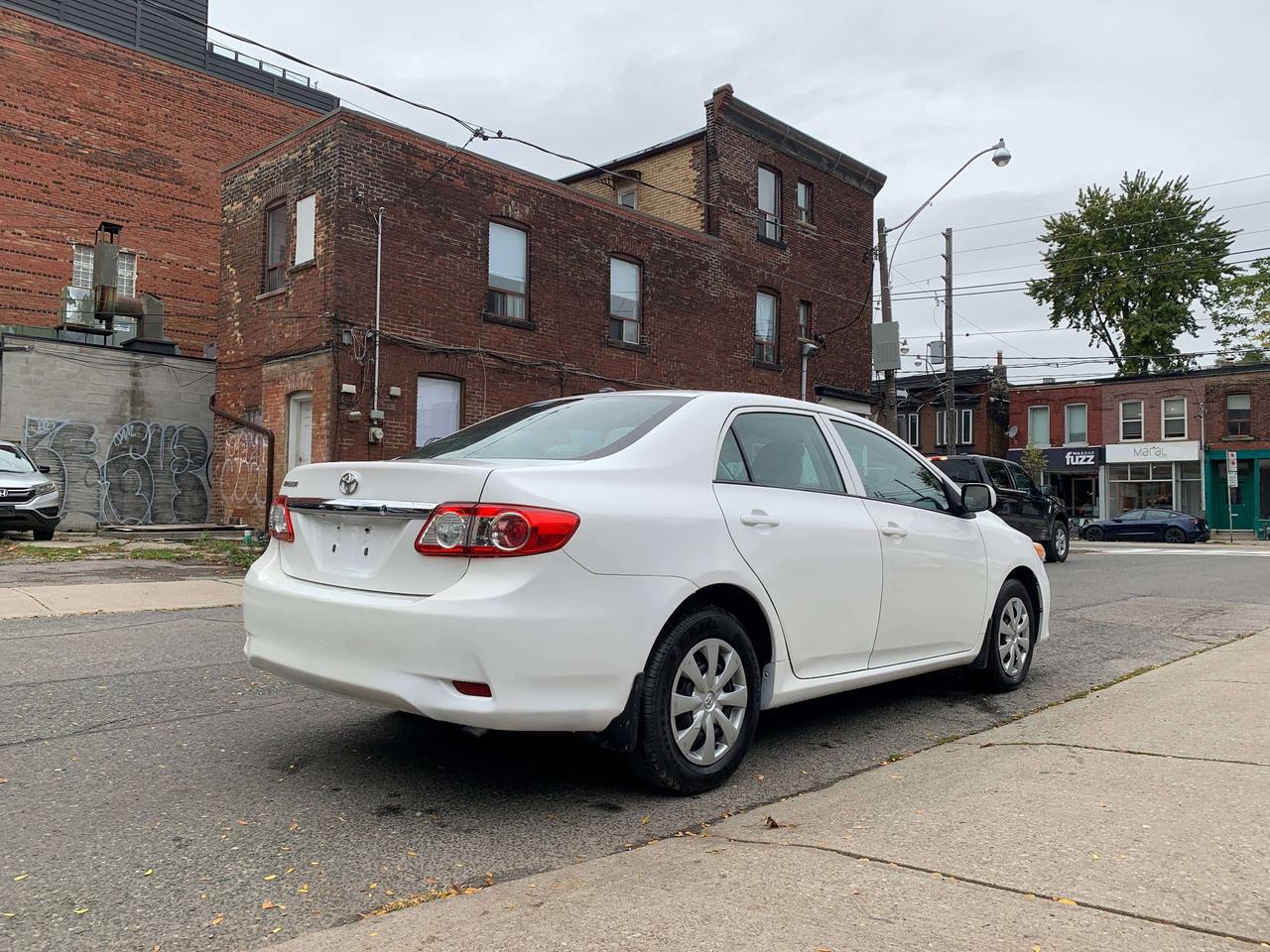 2013 Toyota Corolla CE Photo