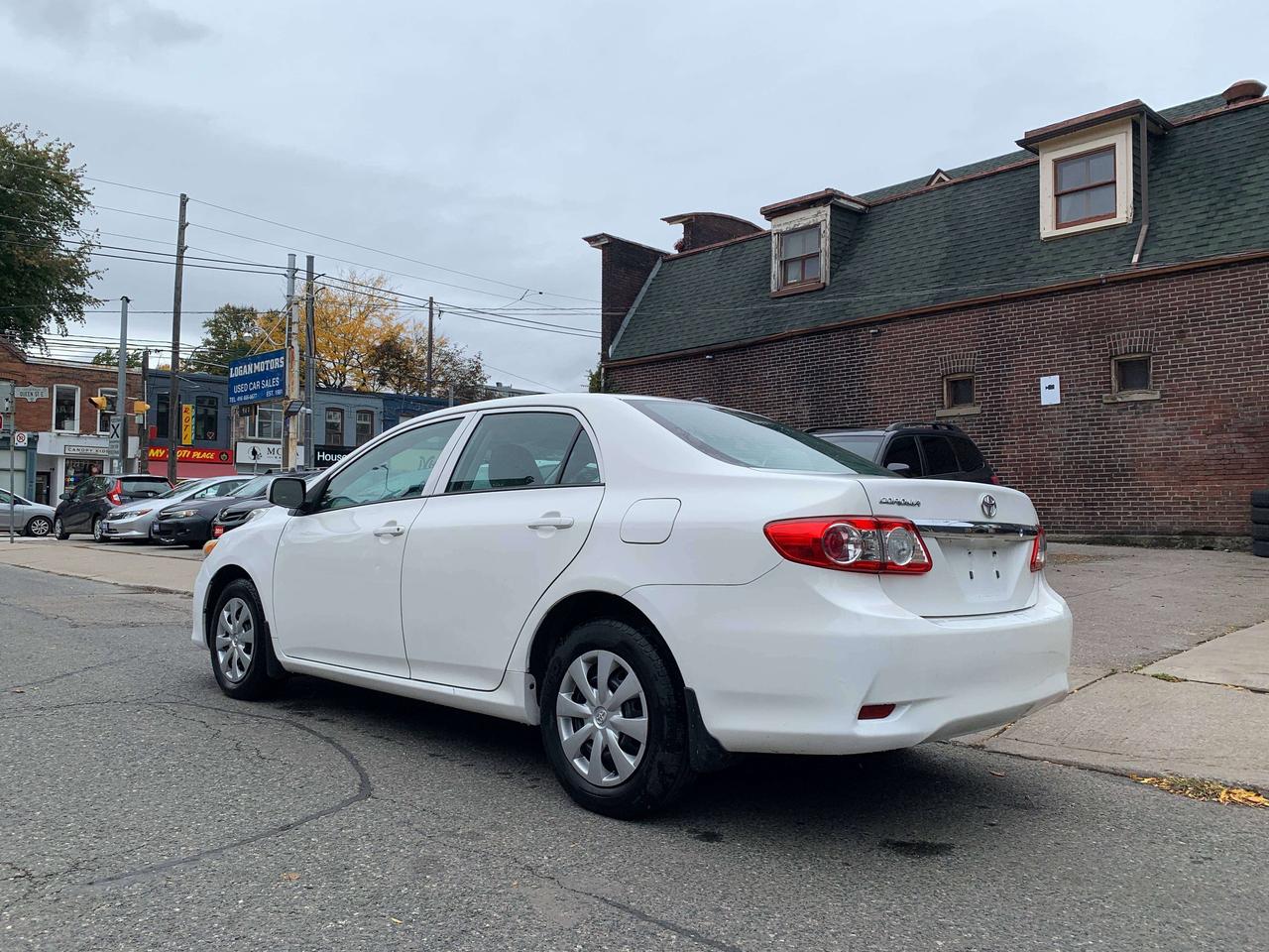 2013 Toyota Corolla CE Photo
