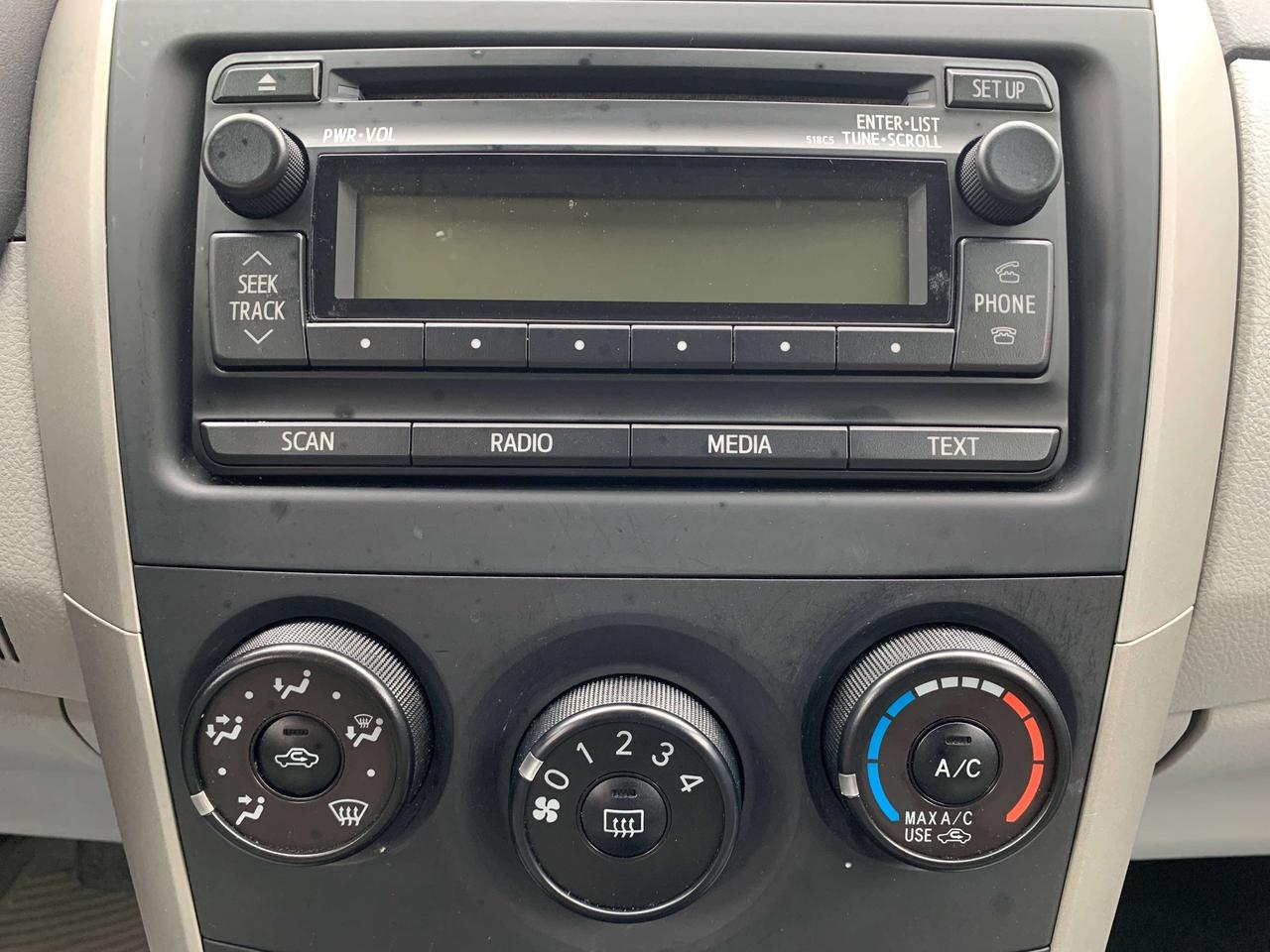 2013 Toyota Corolla CE Photo