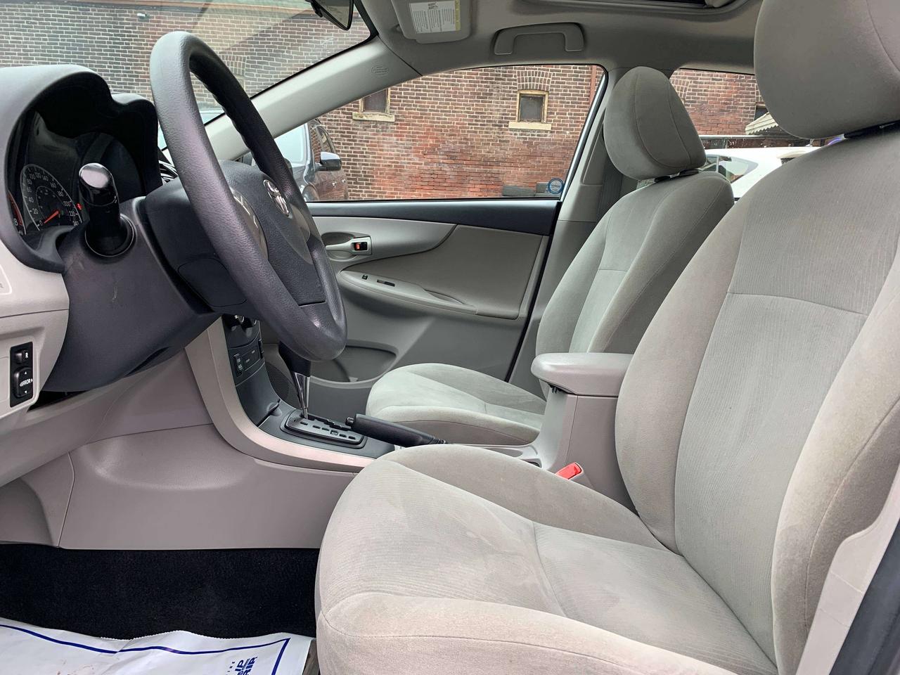 2013 Toyota Corolla CE Photo