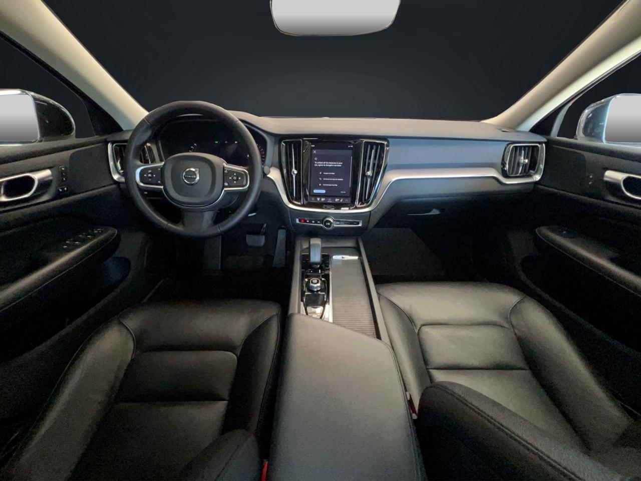 2024 Volvo S60 Core Photo