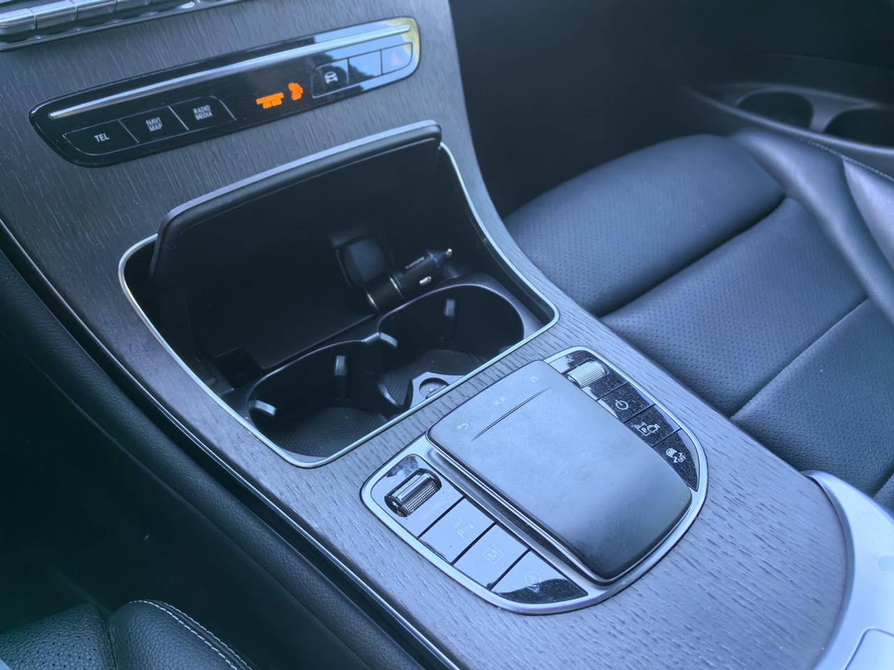 2022 Mercedes-Benz GLC 300 Photo