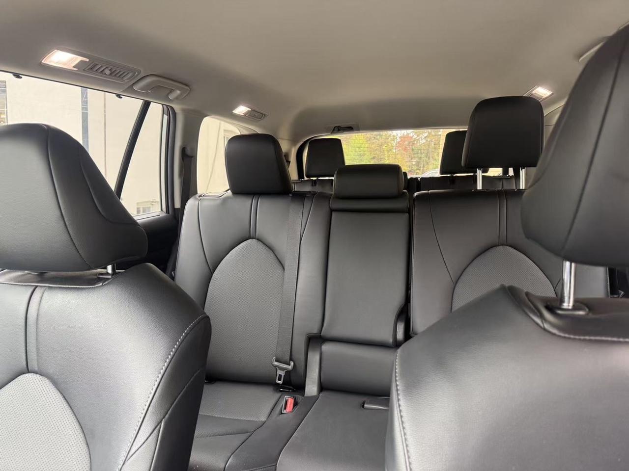 2024 Toyota Grand Highlander XLE Photo