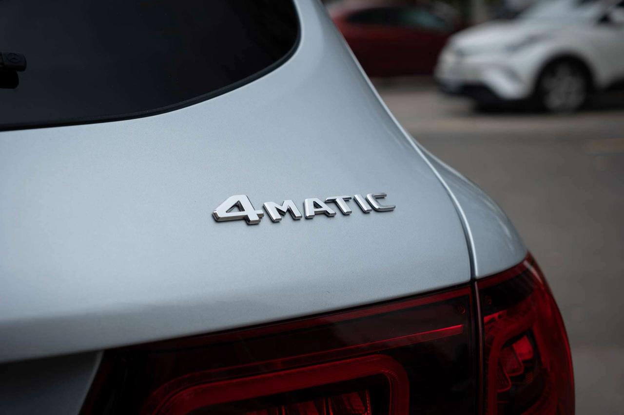 2022 Mercedes-Benz GLC GLC300 4MATIC Photo