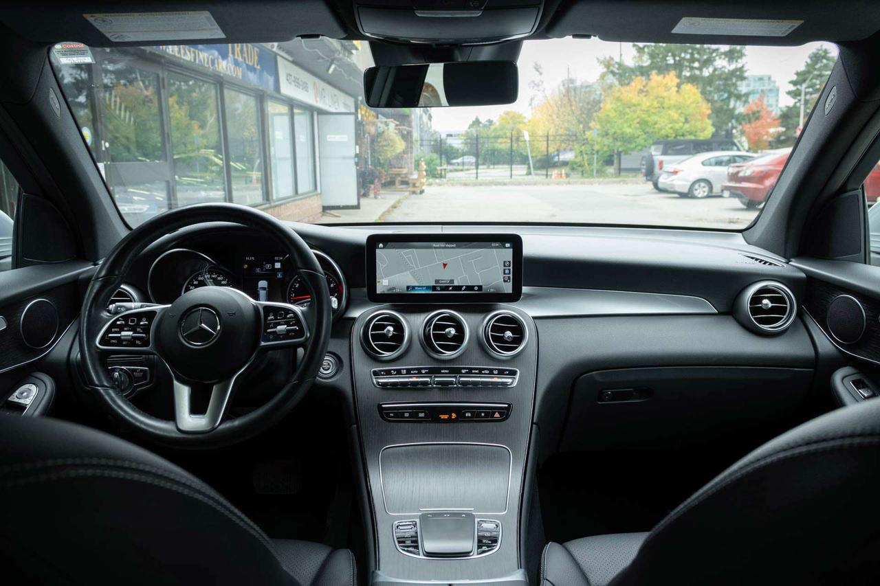 2022 Mercedes-Benz GLC GLC300 4MATIC Photo
