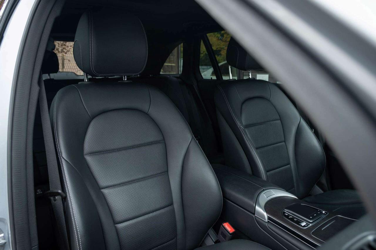 2022 Mercedes-Benz GLC GLC300 4MATIC Photo