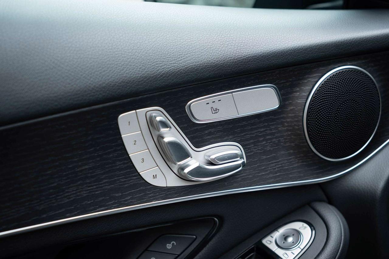 2022 Mercedes-Benz GLC GLC300 4MATIC Photo