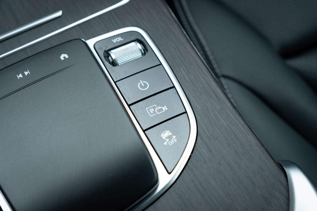 2022 Mercedes-Benz GLC GLC300 4MATIC Photo