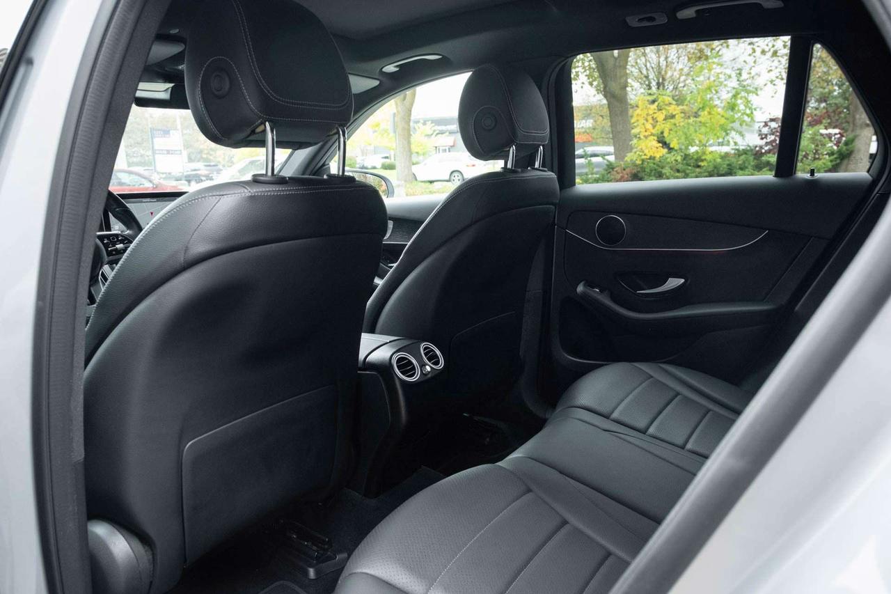 2022 Mercedes-Benz GLC GLC300 4MATIC Photo