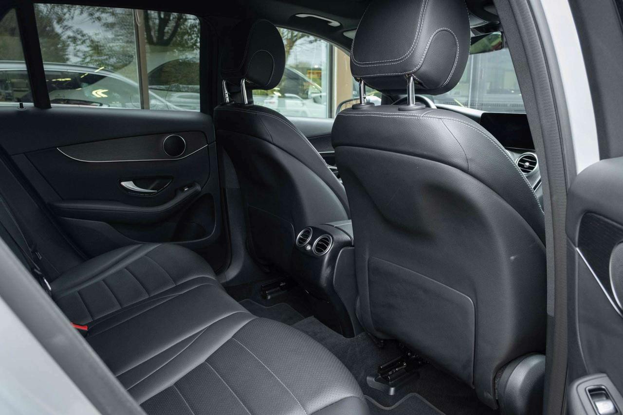 2022 Mercedes-Benz GLC GLC300 4MATIC Photo