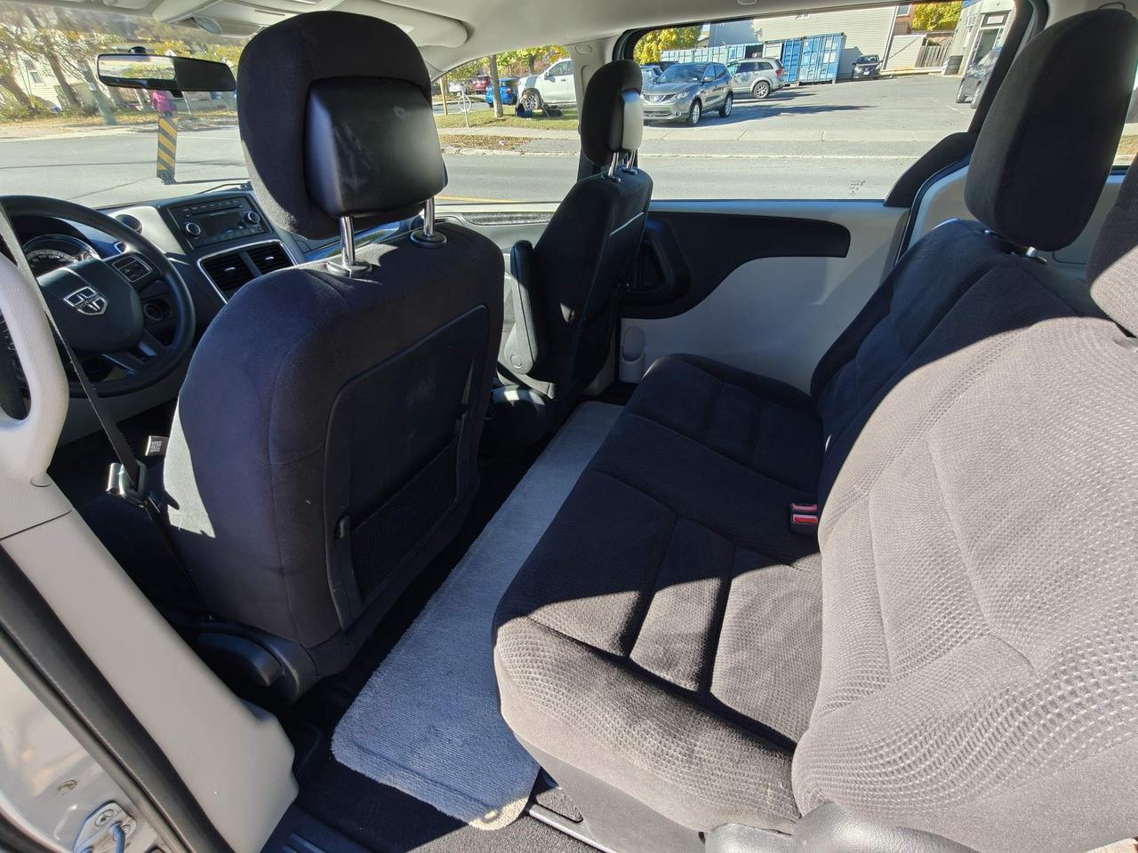 2014 Dodge Grand Caravan SE/SXT Passenger Van Photo