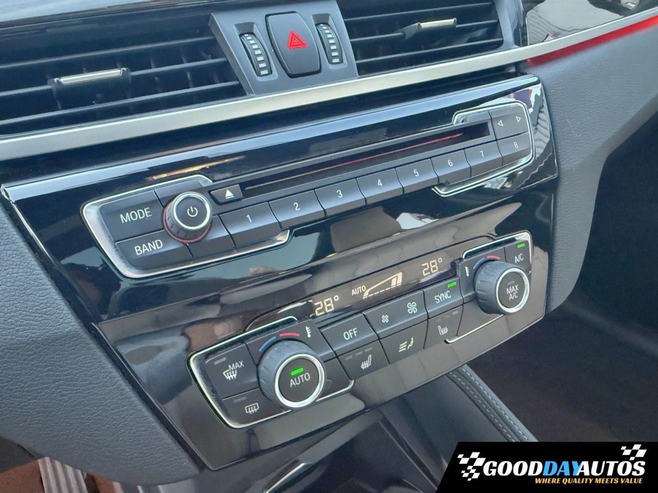 2018 BMW X1 xDrive28i PREMIUM PKG | LOW KMS | CLEAN CARFAX Photo