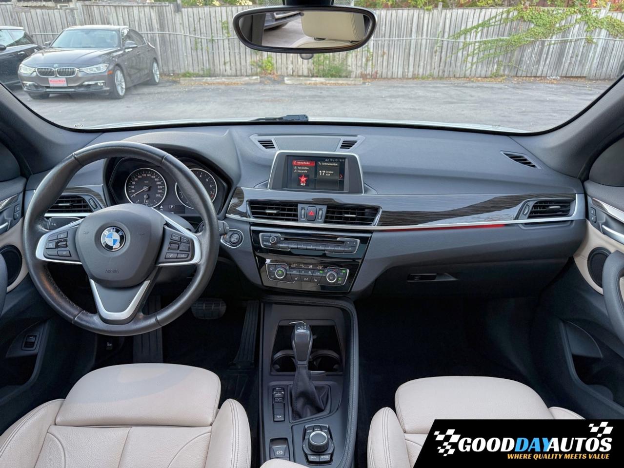 2018 BMW X1 xDrive28i PREMIUM PKG | LOW KMS | CLEAN CARFAX Photo