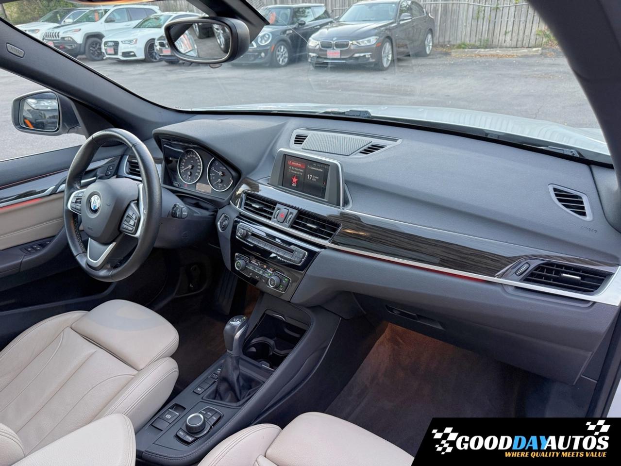 2018 BMW X1 xDrive28i PREMIUM PKG | LOW KMS | CLEAN CARFAX Photo