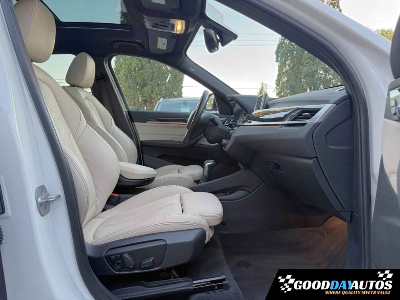 2018 BMW X1 xDrive28i PREMIUM PKG | LOW KMS | CLEAN CARFAX Photo