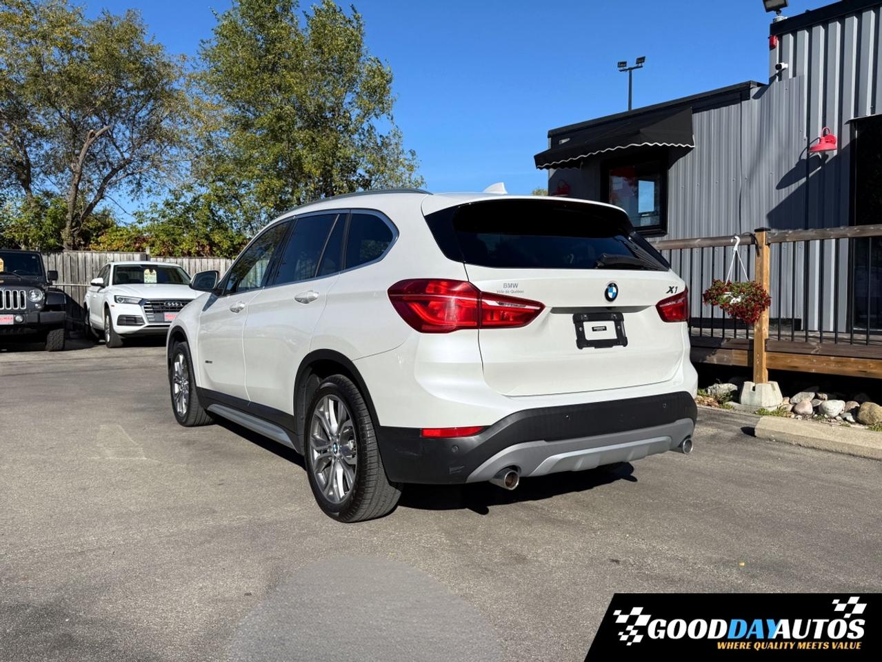 2018 BMW X1 xDrive28i PREMIUM PKG | LOW KMS | CLEAN CARFAX Photo